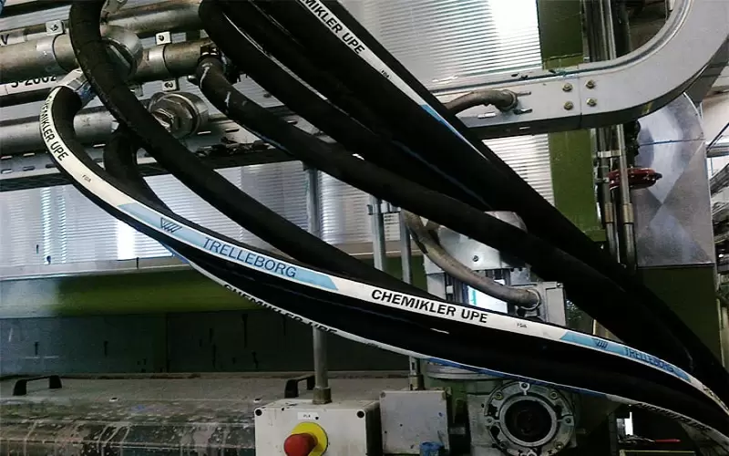 mangueira-trelleborg-chemikler-upe-a-melhor-escolha-para-produtos-quimicos-img