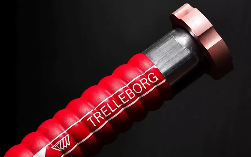 Mangueiras industriais Trelleborg para aplicações siderúrgicas-img